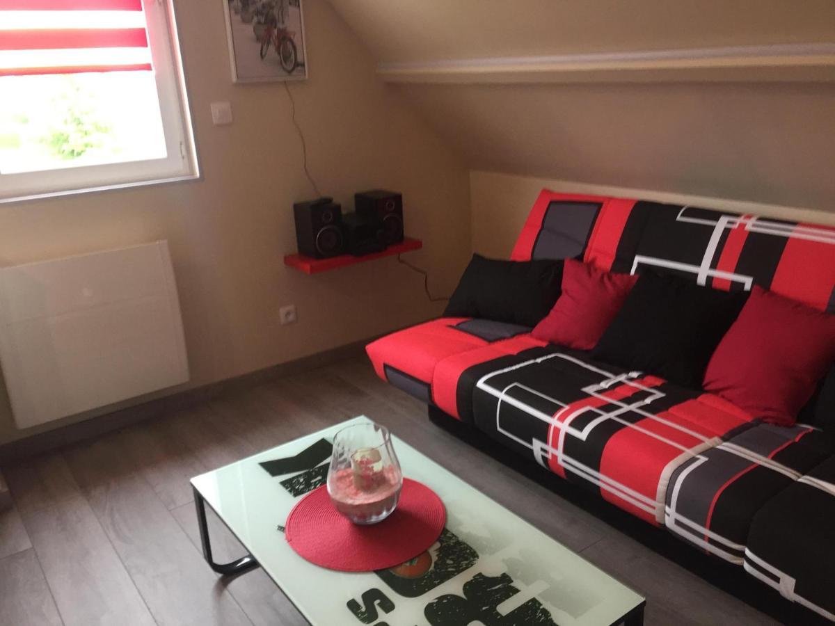 Chez Claudine Apartment Favières Екстериор снимка