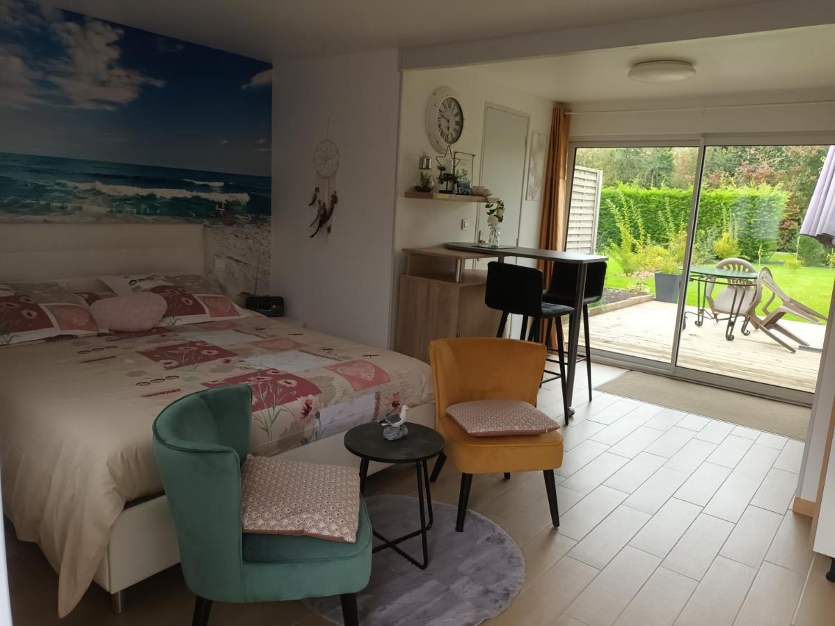 Chez Claudine Apartment Favières Екстериор снимка
